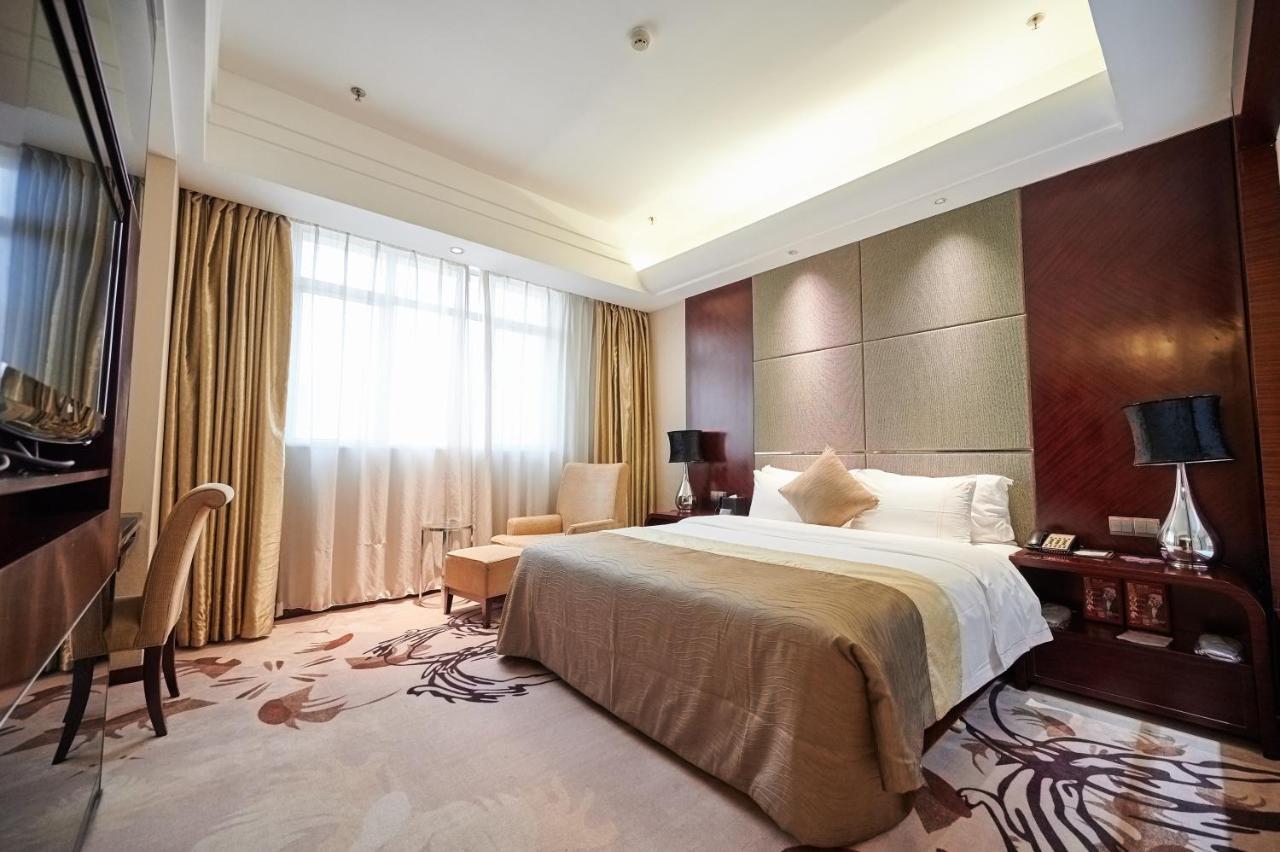 Foshan Jinlai Holiday Hotel エクステリア 写真