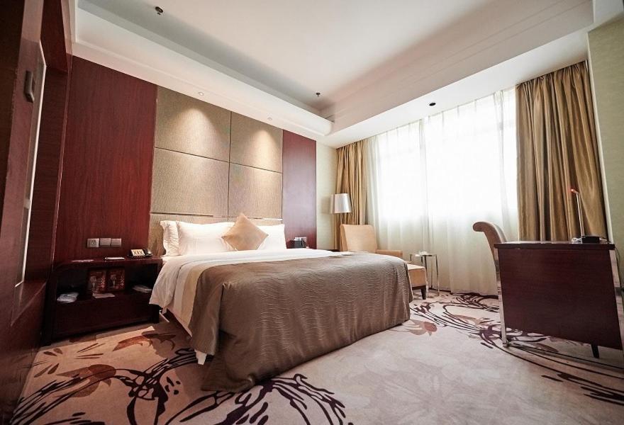 Foshan Jinlai Holiday Hotel エクステリア 写真