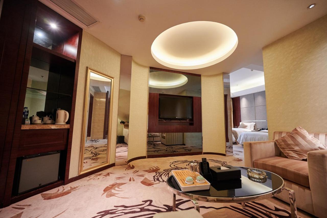 Foshan Jinlai Holiday Hotel エクステリア 写真