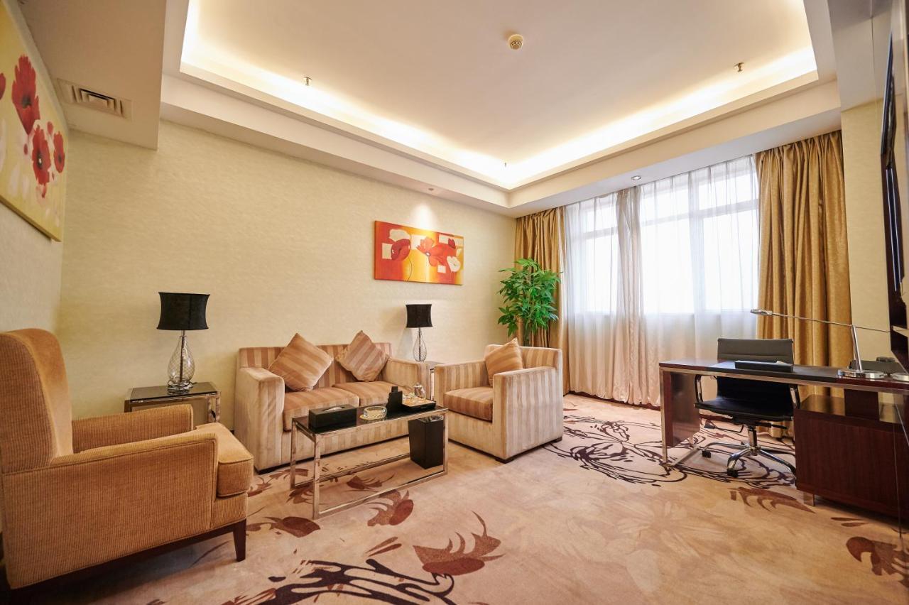 Foshan Jinlai Holiday Hotel エクステリア 写真