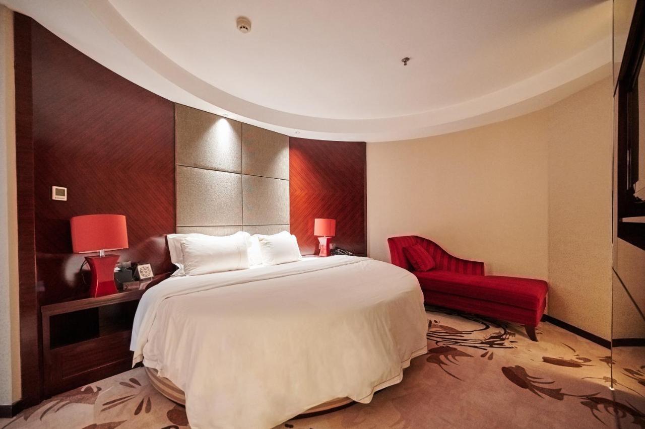 Foshan Jinlai Holiday Hotel エクステリア 写真